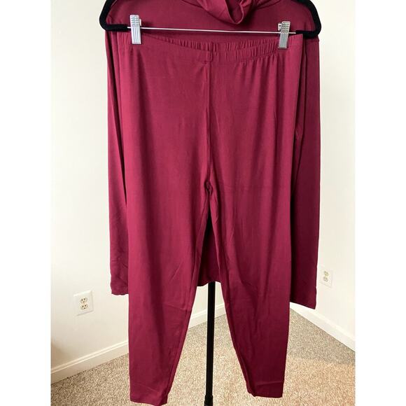 Zenana Red Mock Neck Top & Leggings Set - Sz. 1X - 3X (Boutique) - Picture 2 of 4